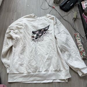 Capitals cherry blossom screaming eagle white sweatshirt